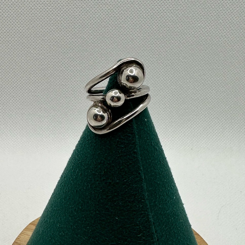 Vintage sterling silver triple ball ring